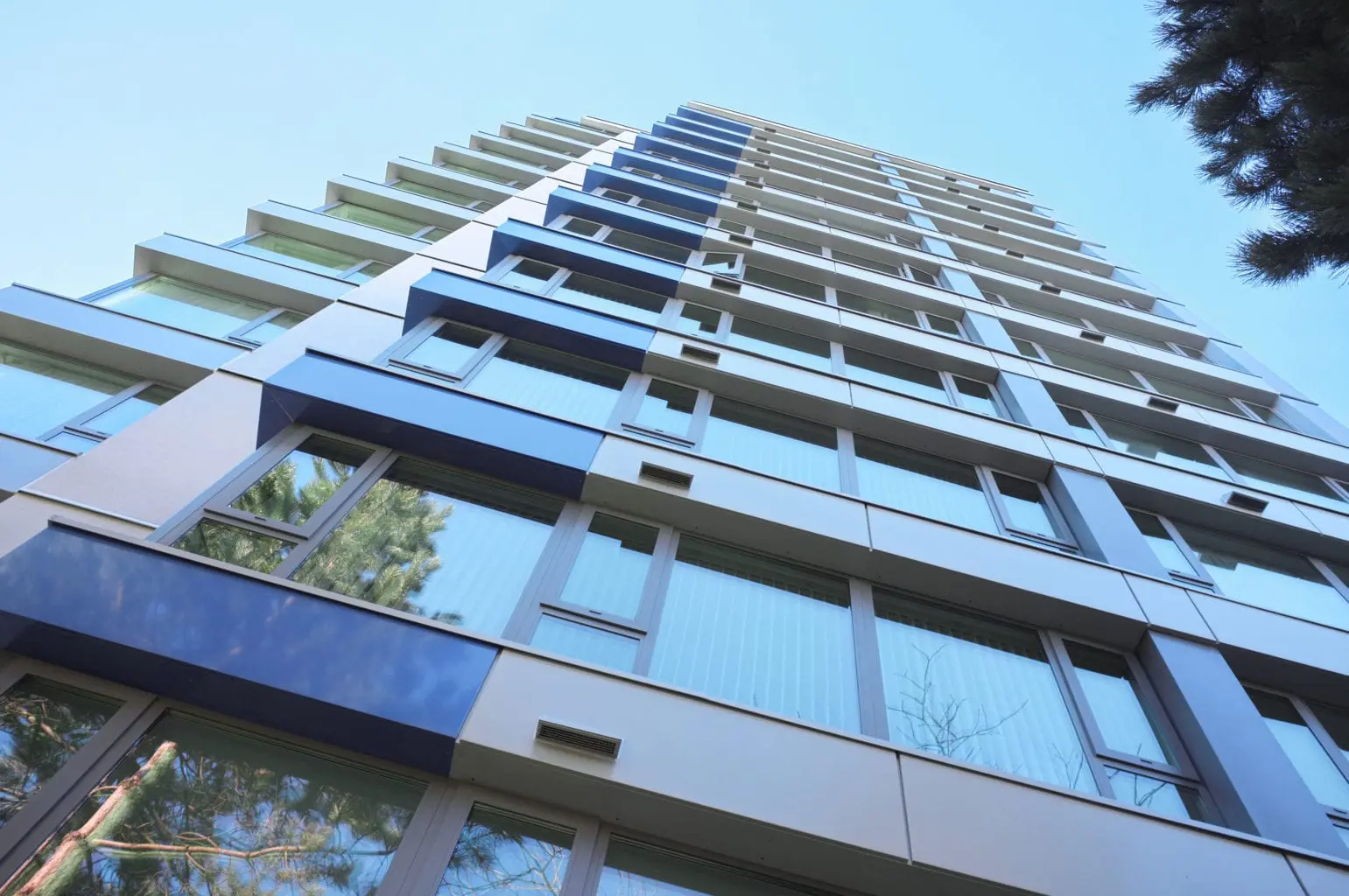 Belmont Exterior
