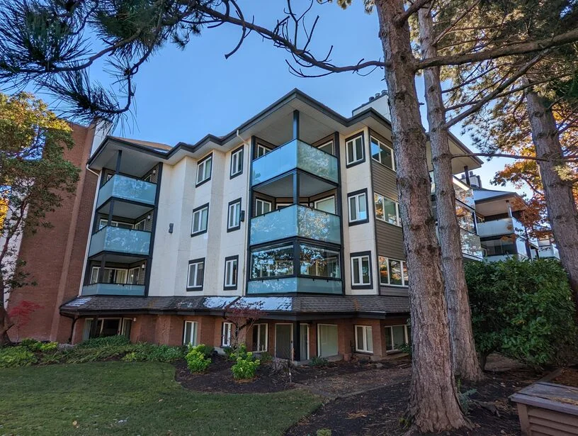 Morrison Manor – Targeted Enclosure and Balcony Renewal