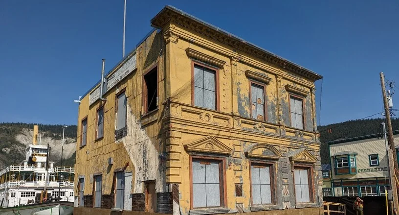 Canadian Bank of Commerce – Heritage Enclosure Renewal