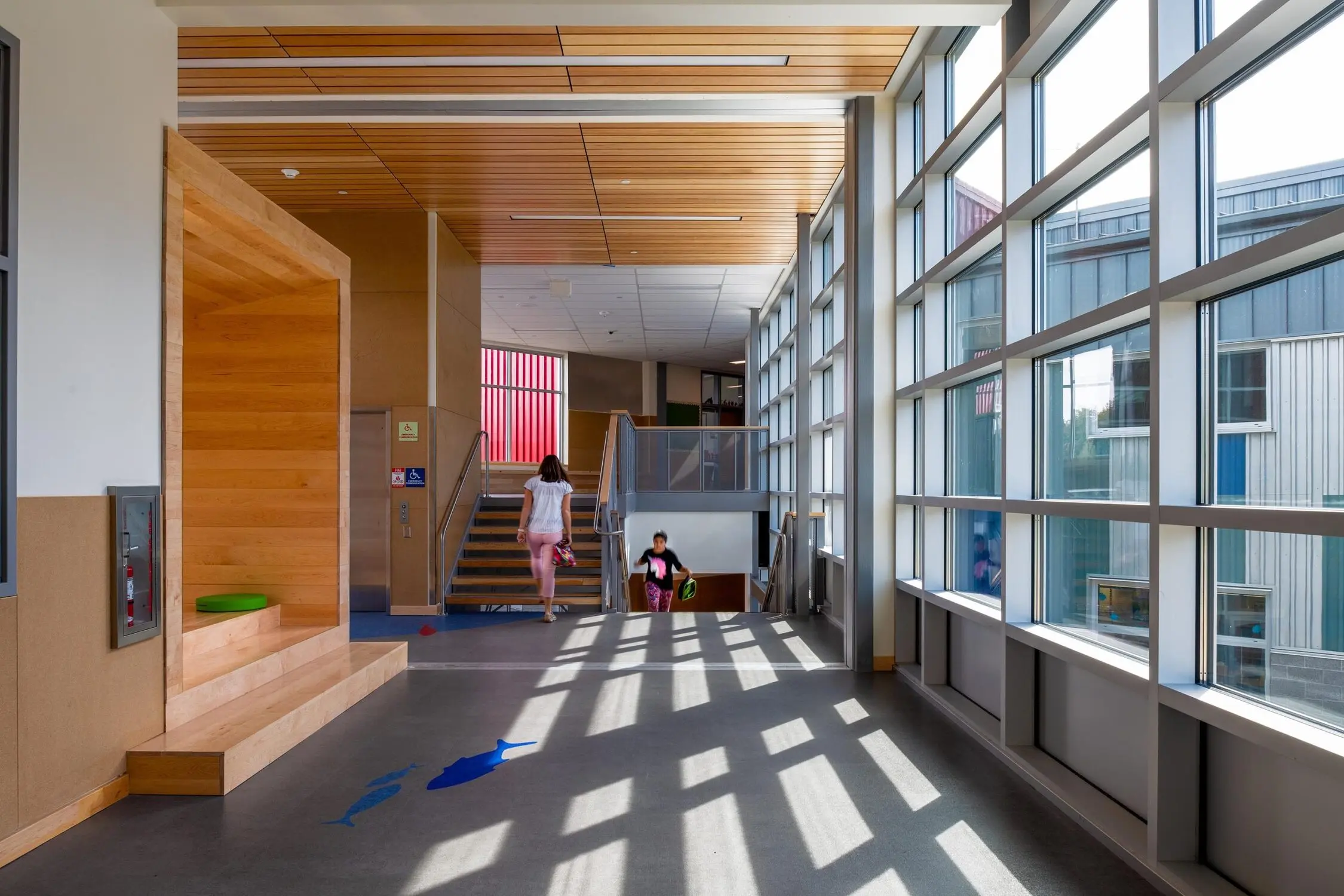 Des Moines Elementary Interior _000x